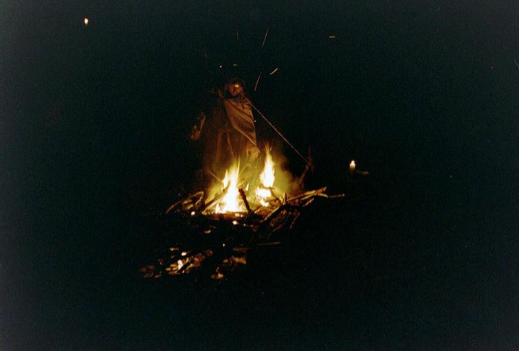 019_16a.jpg